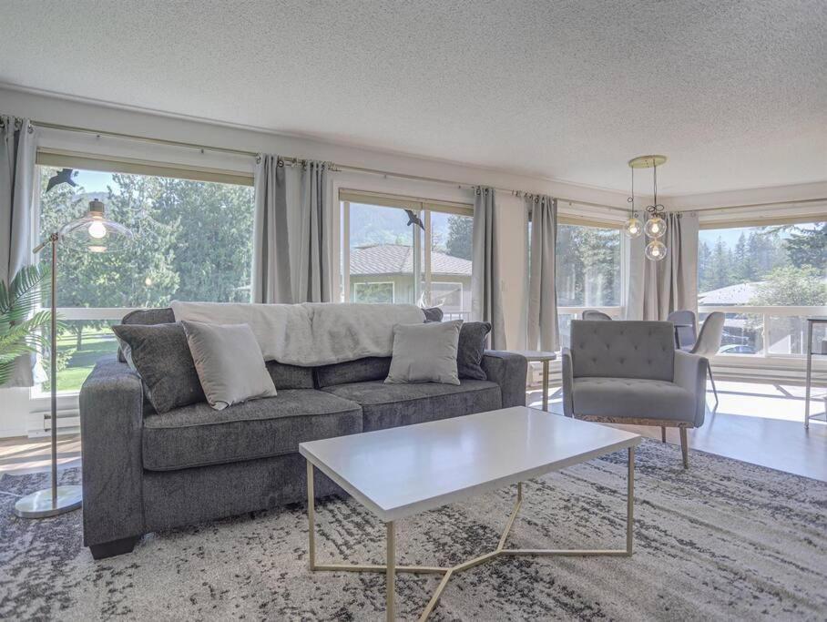 Ski-mount Hood Charm-welches,golf And Condo,w&d, Wifi,near Woods,hiking,fishing Apartment