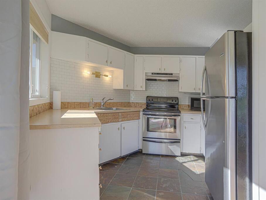 Ski-mount Hood Charm-welches,golf And Condo,w&d, Wifi,near Woods,hiking,fishing Apartment *